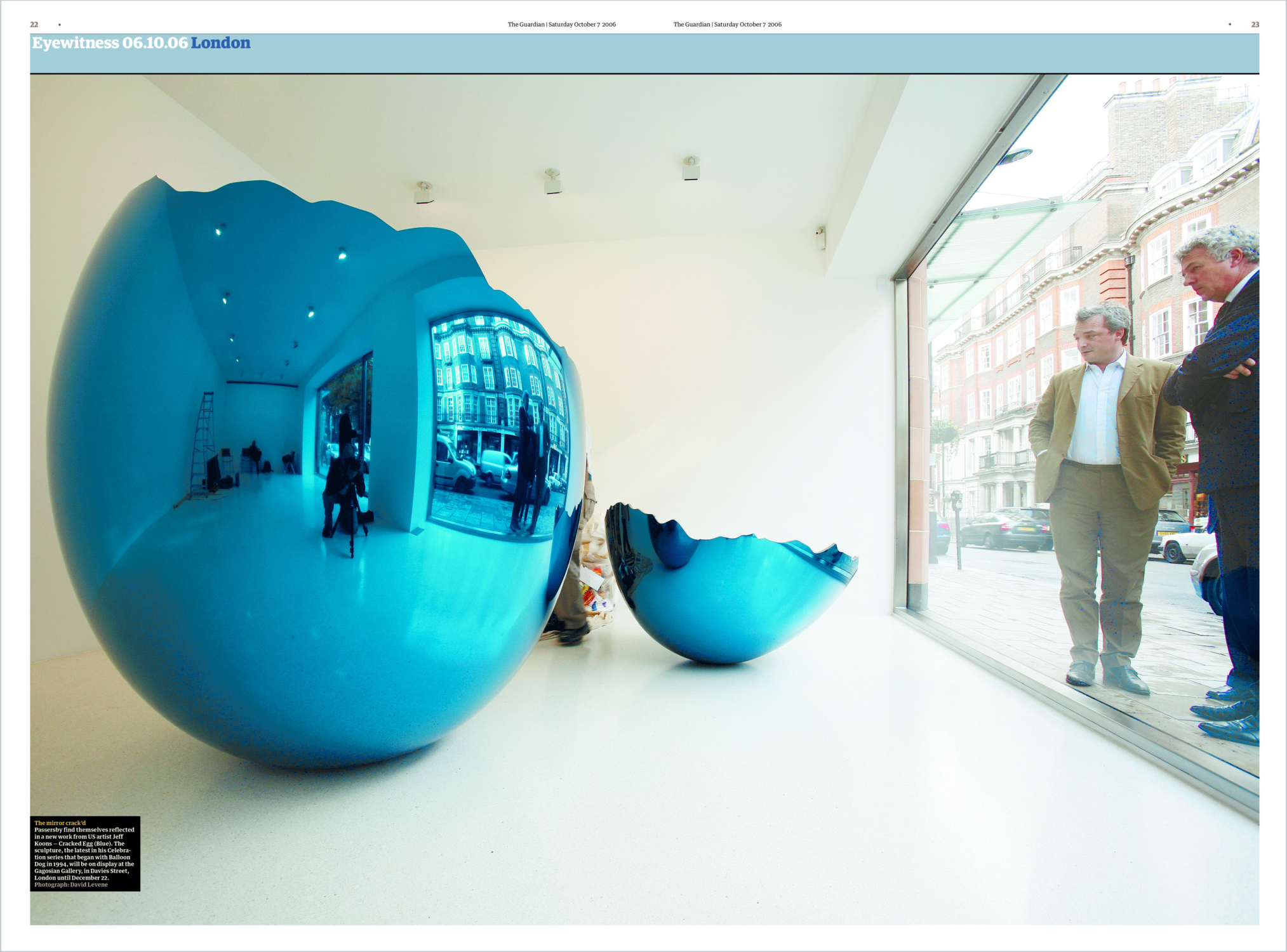 Jeff Koons, Cracked Egg, Gagosian Gallery, David Levene Photography